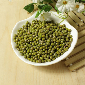 北大荒 绿野 精制绿豆1250g  折10元(19.9，买1赠1)