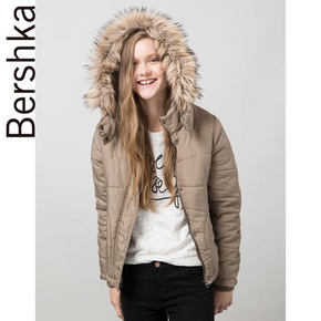 再降价#Bershka BSK 尼龙带帽夹克  94元（99-5）