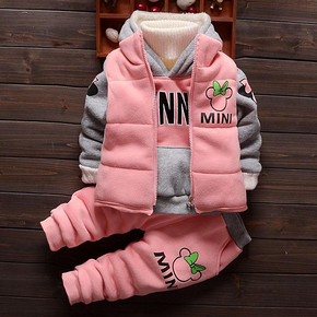 欧雅姬 儿童羊羔绒加厚卫衣三件套 55元包邮(89-34)