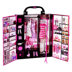 芭比 Barbie 娃娃玩具X4833  梦幻衣橱（带娃娃） 129元(229-100)