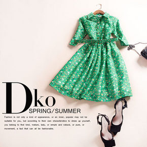 dko 气质修身中长款小碎花印花A字连衣裙 59元包邮(159-100券)