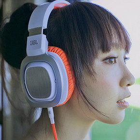 影院级影音# JBL J88头戴式音乐耳机 299元包邮