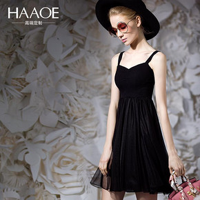 新补券# haaoe 春夏经典吊带纱网小黑裙 59元包邮(159-100券)
