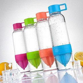 壹滴水 创意带盖塑料便携柠檬水杯 多色可选 9.9元包邮(29.9-20券)