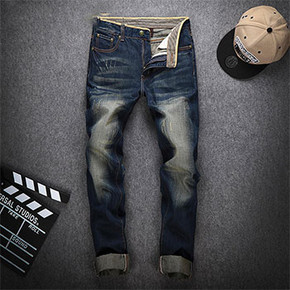 自由豹 韩版青年直筒男款牛仔裤 29.9元包邮(59.9-30券)