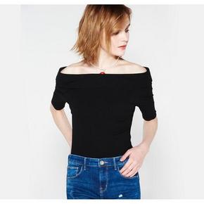 性感chic小女人# cache cache 时尚修身一字领T恤 49.9元包邮