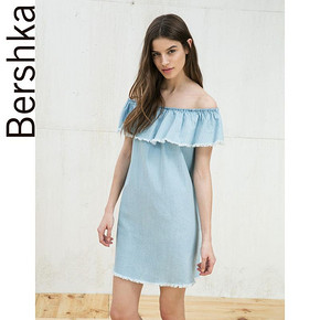最in一字领# Bershka 渐变色飞边牛仔连衣裙 99元