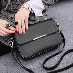 米榭尔 女士单件斜跨包 多色可选 39.9元包邮(59.9-20券)