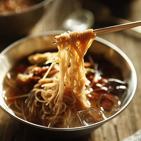 圃美多 韩式宫廷荞麦冷面 390g  9.9元包邮(14.9-5券)