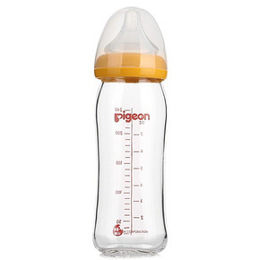 贝亲 宽口径玻璃奶瓶 绿色 240ml*2个 配M奶嘴 123.8元包邮
