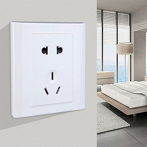 美的 家用五孔插座开关面板 券后1.8元包邮