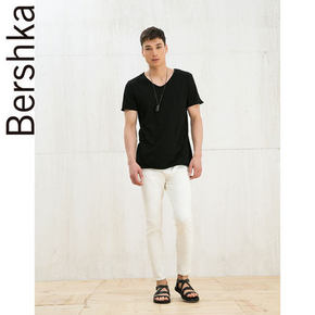 Bershka 男士V领带装饰T恤衫 47元包邮