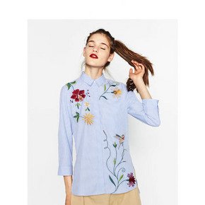 来点“花”样# ZARA 花卉刺绣府绸衬衫  259元包邮
