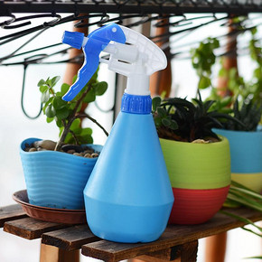 秒杀预告# 深邦 家用手压式浇花喷壶500ml 1元包邮(限量1200件)