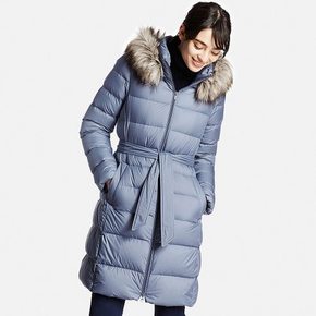 双11提前购物车# UNIQLO 优衣库 女款轻型羽绒连帽大衣 499元包邮