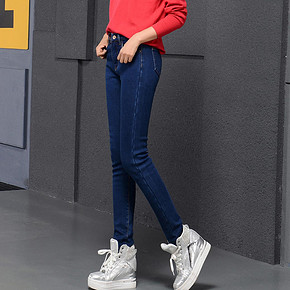 前1小时# 素布 冬季黑色加绒牛仔裤 39.8元包邮(49.8-10)