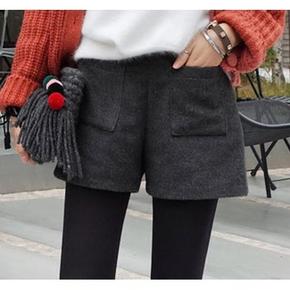 俏香娜 高腰宽松毛呢短裤 44元包邮(59-15券)