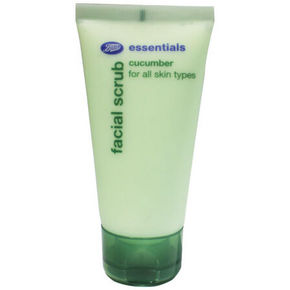 Boots 博姿 小黄瓜面部磨砂膏 50ml 折22.1元(买2免1)