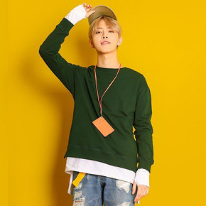 oversize风# 韩都衣舍 男士宽松圆领纯棉运动卫衣*2件 54元包邮(104-50)