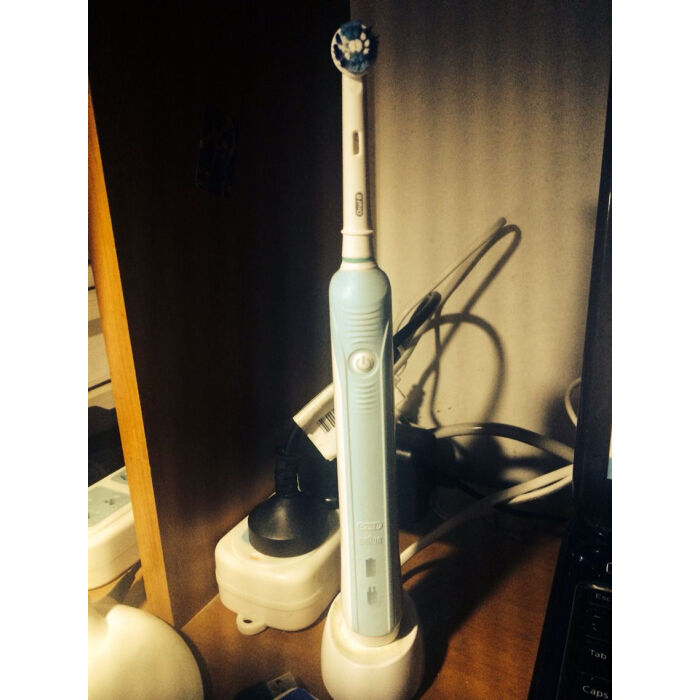 博朗（BRAUN）欧乐B D16.523U 600 3D智能电动牙刷