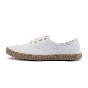 Keds 帆布小白鞋