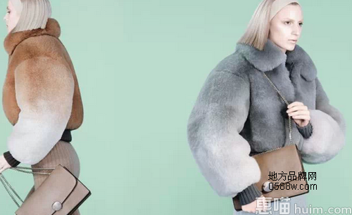 MARC JACOBS