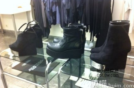 Fifth Avenue Shoe Repair