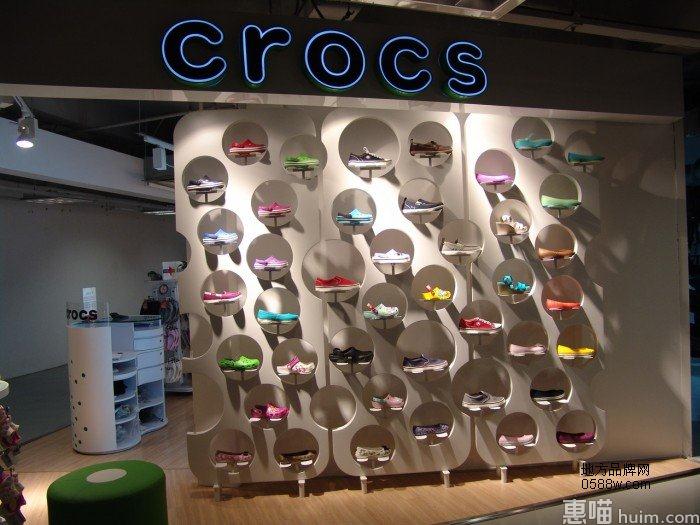 crocs（卡骆驰）