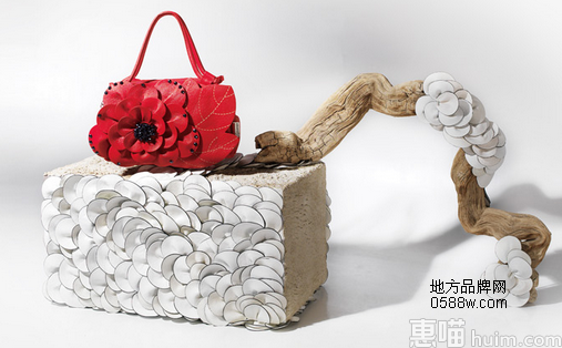 穿越时空 寻找半坡饰族的艺术之美