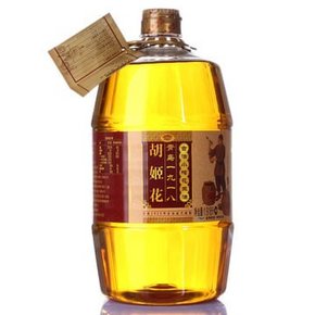 胡姬花 古法小榨花生油 1900毫升  折39.9元(59.9，299-100券)