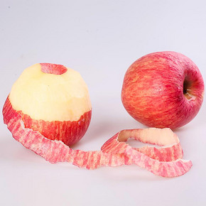 前1分钟半价# 纽顿果园 烟台红富士苹果5斤 21点 14.9元包邮(29.8-14.9)