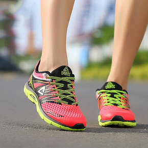 多款好价# 匹克 女士新款网面透气运动鞋跑鞋  129元包邮(189-60券)