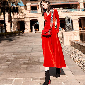 穿衣是一门艺术# 服饰系列——红色衣服 红红火火，才是过双旦的正确姿势