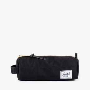 1日0点 Herschel Supply Settlement Case 时尚手拿包女 48元