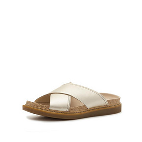 ￥575包邮 其乐（Clarks） 2019新款 TraceDrift 休闲平底凉拖鞋女士沙滩鞋