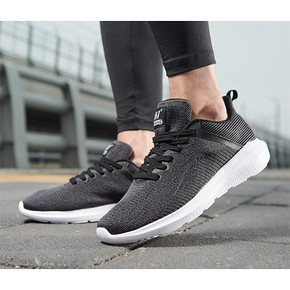 361° 透气减震跑步鞋 671912210 黑白 到手价99