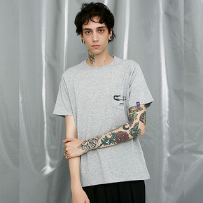 YOHO有货潮牌 TEEBACCO 2019夏季新款创意图案口袋印花短袖T恤男 51.92元