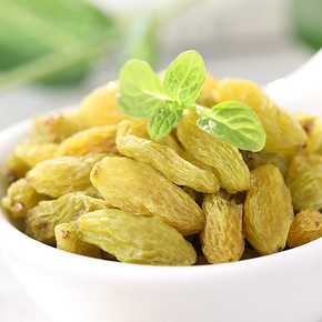 刻凡肴仔仔水果干葡萄干宿舍零食大礼包每日必买小吃散装自选一箱 5.1元