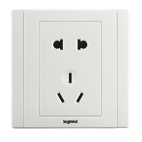 LEGRAND 罗格朗 86型五孔插座 *2件 5元包邮（需用券，合2.5元/件） ￥5