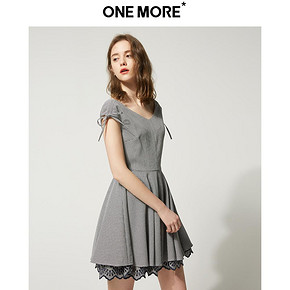 9号：ONE MORE 11KH820311 大v领连衣裙 89.1元