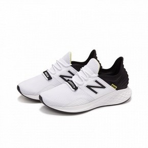 天猫 9日0点：new balance ROAV系列 MROAVLB 男子跑步鞋 359元包邮（限时抢购）