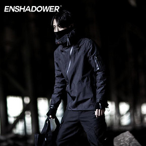 Enshadower 压胶机能冲锋衣 焕新价549元
