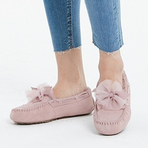 双11预售：UGG 1020030 女士蝴蝶结豆豆鞋 709元（需定金100元） ￥859
