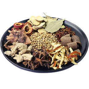 春真堂 卤料包 35g*5袋 送辣椒+花椒+冰糖+无纺布袋 8.9元包邮 ￥9