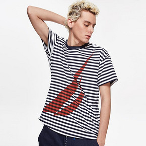 NAUTICA/诺帝卡春夏经典海军条纹T恤宽松圆领短袖男NA002631 189元