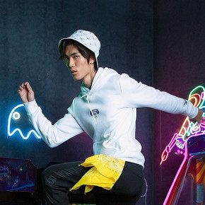 12日0点、双12预告：Reebok 锐步 Sports Leopard 13598 男女款连帽卫衣 低至173元（