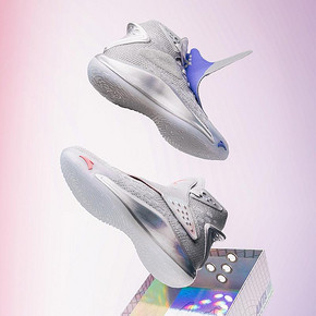 安踏（ANTA） 汤普森KT5签名球鞋 水晶球限量礼盒装 899元
