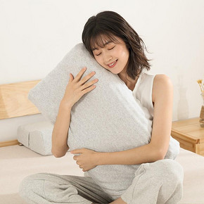 8H Z6 护颈按摩天然乳胶枕 149元包邮 ￥149