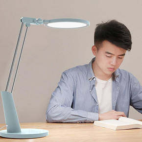 Yeelight护眼台灯PRO智能LED无蓝光阅读灯儿童学习书桌床头卧室灯 589元