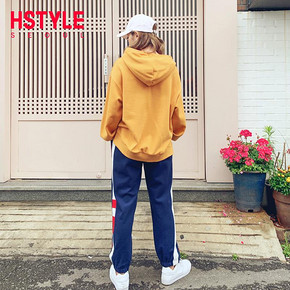 HSTYLE 韩都衣舍 OU12970 女士宽松连帽卫衣 *2件 105元（合52.5元/件）